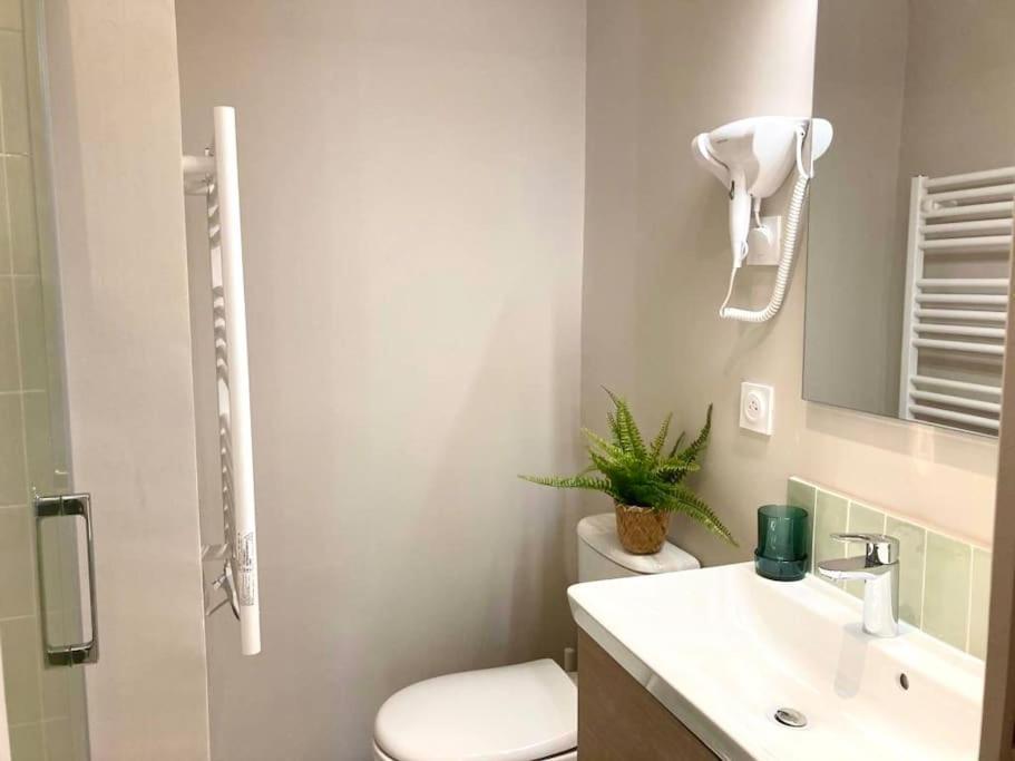 Le Palm Appartement Elegant & Design En Bord Riviere Collobrières エクステリア 写真