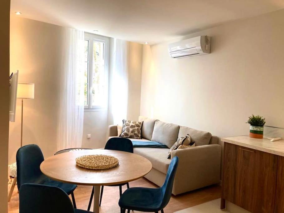 Le Palm Appartement Elegant & Design En Bord Riviere Collobrières エクステリア 写真