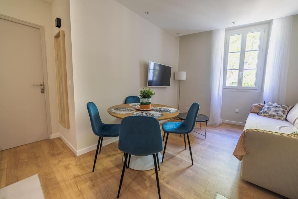 Le Palm Appartement Elegant & Design En Bord Riviere Collobrières エクステリア 写真