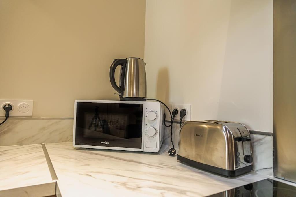 Le Palm Appartement Elegant & Design En Bord Riviere Collobrières エクステリア 写真