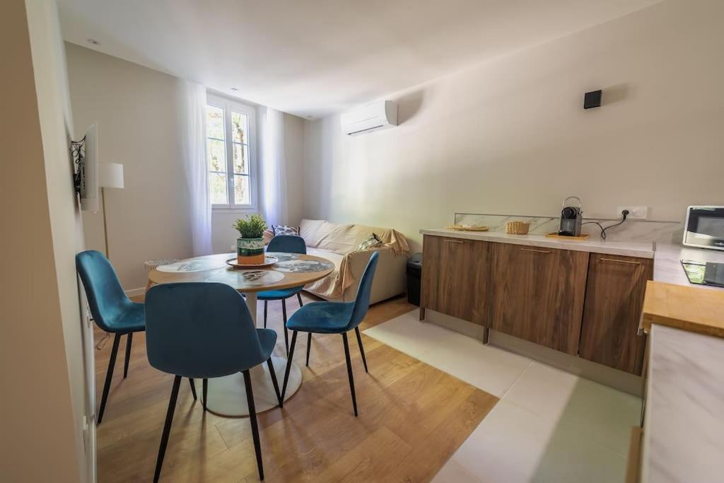 Le Palm Appartement Elegant & Design En Bord Riviere Collobrières エクステリア 写真