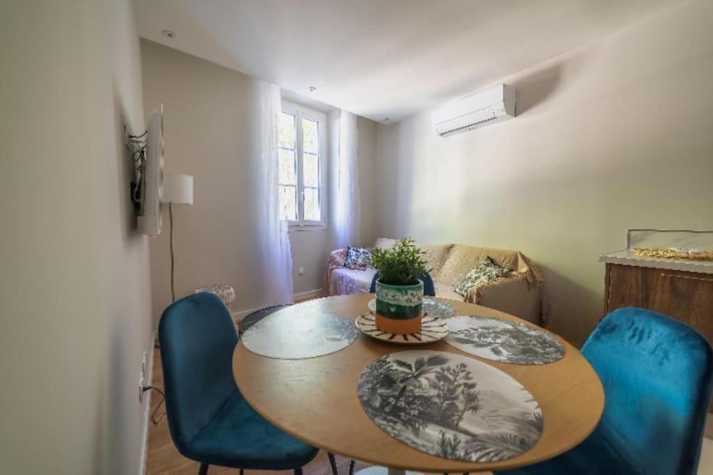 Le Palm Appartement Elegant & Design En Bord Riviere Collobrières エクステリア 写真